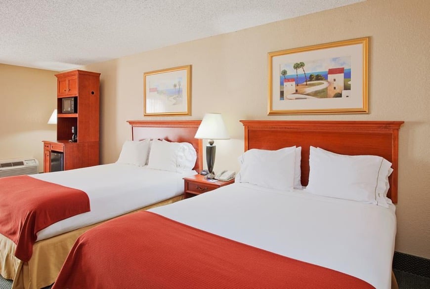Holiday Inn Alabama Hotel Furniture Liquidation