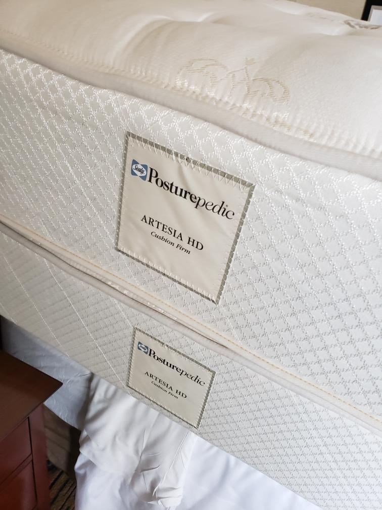 Marriott Marquis San Diego California Hotel Furniture Liquidation