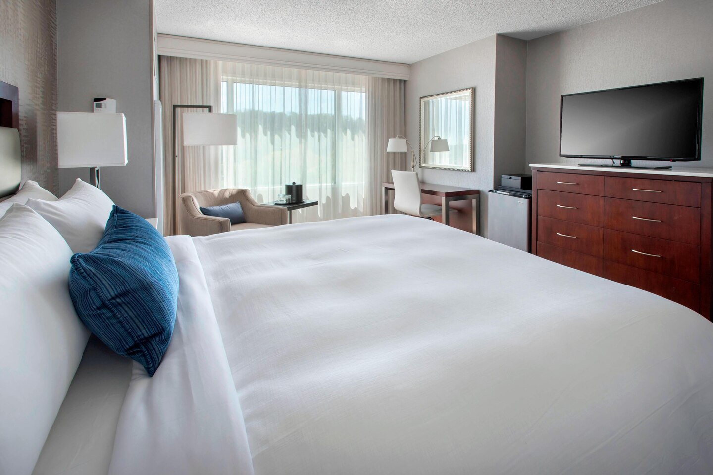 Marriott Philadelphia West Hotel Furniture Liquidation